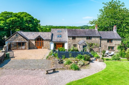 Arrange a viewing for Trigg Lane, Heapey