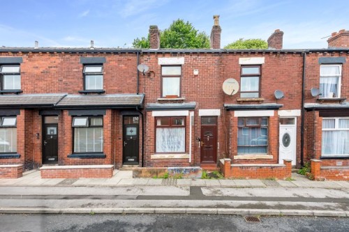 Arrange a viewing for Kingsley Street, Halliwell