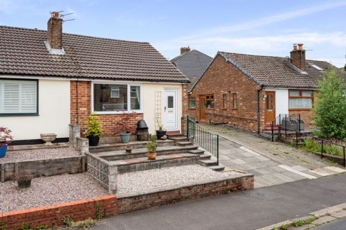 Arrange a viewing for Bramhall Avenue, Harwood