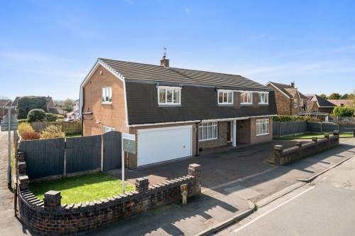 Arrange a viewing for Highfield Road, Adlington