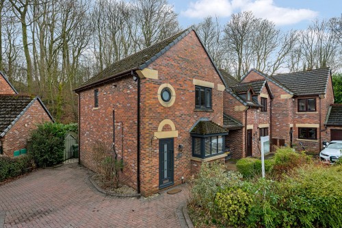 Arrange a viewing for Whitsters Hollow, Smithills